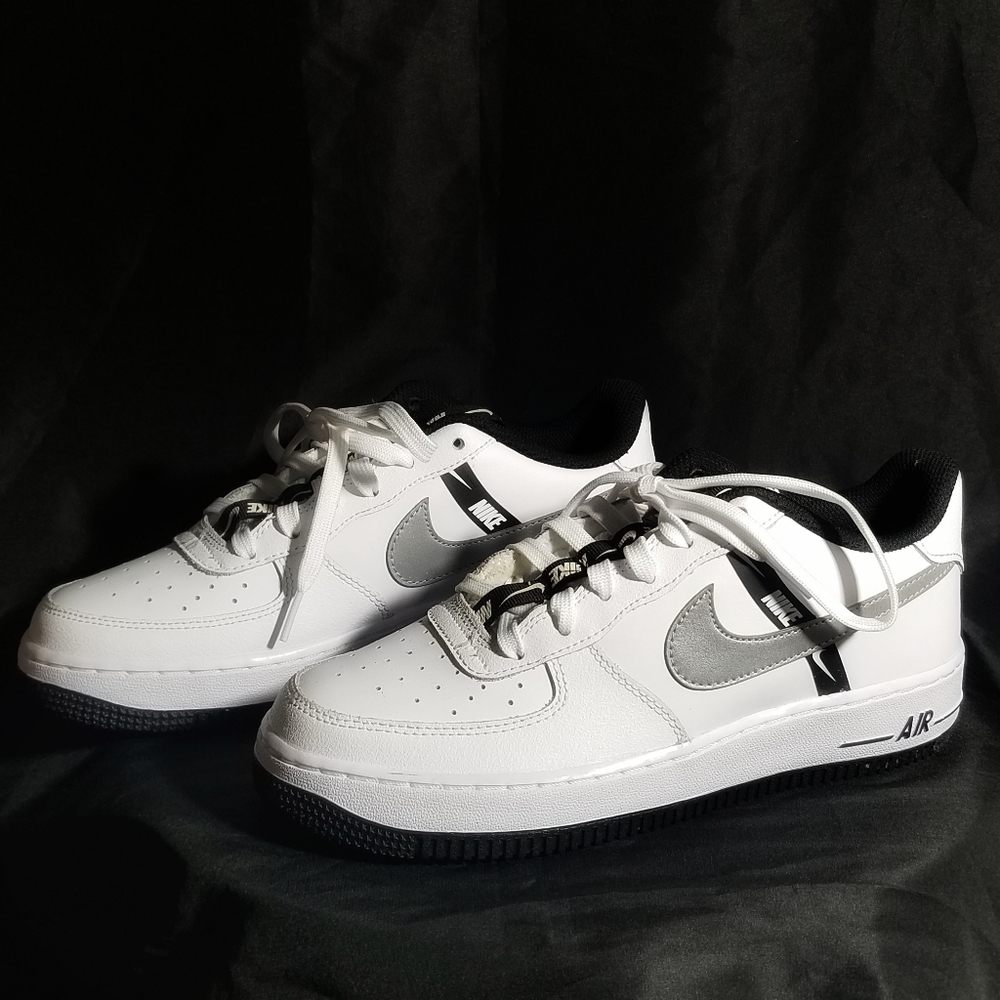Boys Nikes